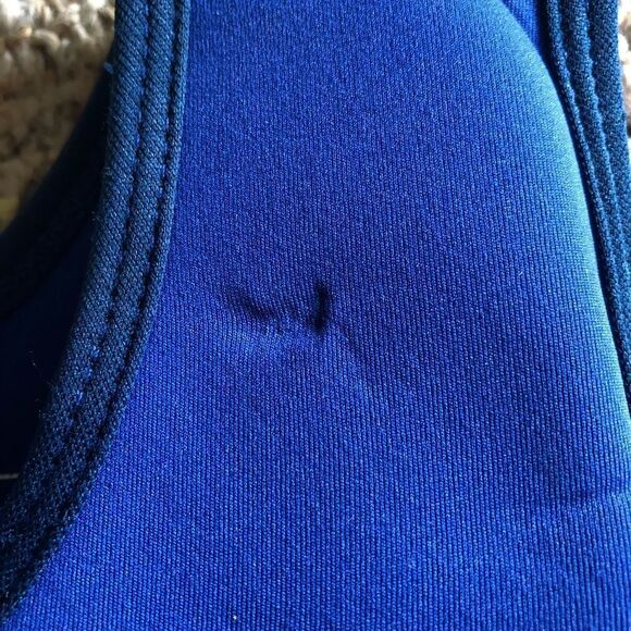 Life jacket by Speedo for a 2/4 yr old - Picture 3 of 4